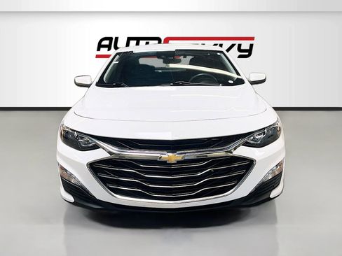 Used 2024 Chevrolet Malibu LT FWD image 2