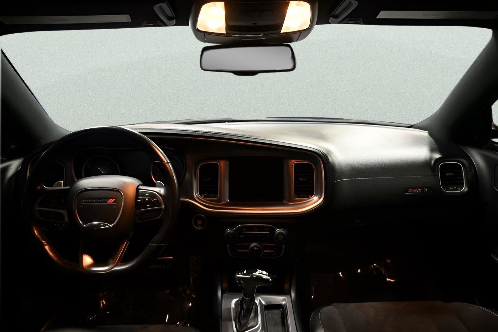 Used 2020 Dodge Charger Scat Pack RWD image 15