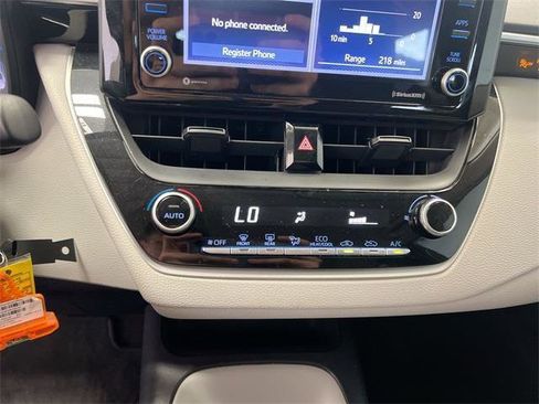 Certified 2022 Toyota Corolla LE image 19