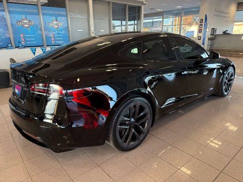 Used 2022 Tesla Model S Standard Range image 4