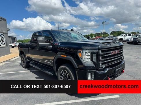 Used 2020 GMC Sierra 2500 AT4 w/ AT4 Premium Package AWD/4WD image 2