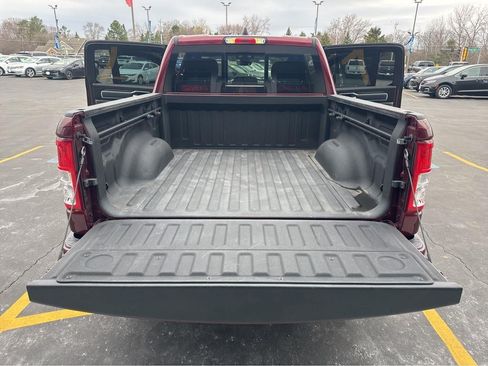 Used 2022 RAM 1500 Big Horn AWD/4WD image 12