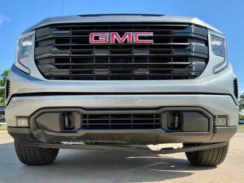Used 2025 GMC Sierra 1500 Elevation AWD/4WD image 10