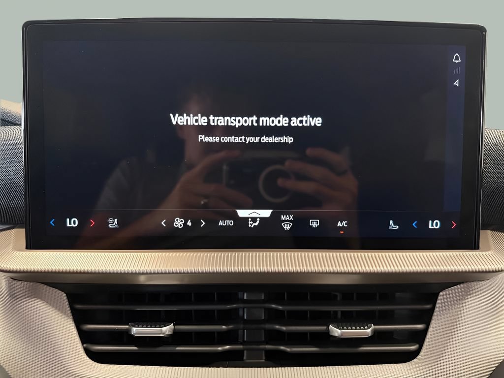 New 2026 Ford Explorer Active w/ Active Comfort Package AWD/4WD image 27