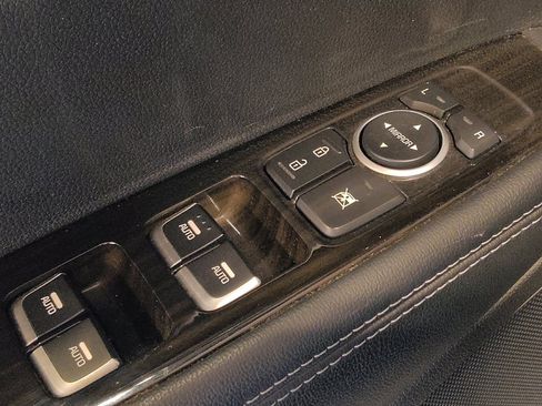Used 2019 Kia Sorento FWD w/ Option Group 020 image 27