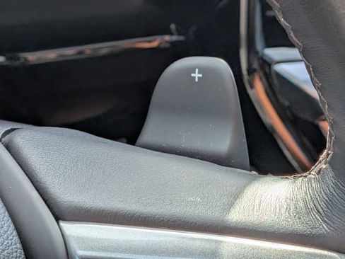 Used 2022 Chevrolet Silverado 1500 LT w/ Z71 Off-Road Package image 30