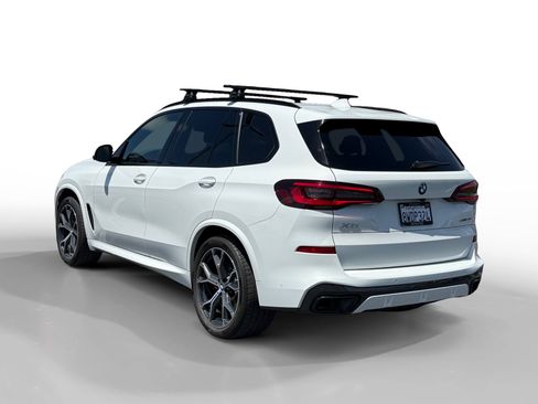 Used 2021 BMW X5 xDrive40i w/ M Sport Package AWD/4WD image 3