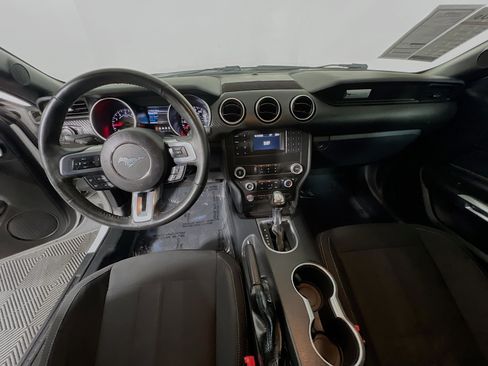 Used 2021 Ford Mustang Coupe image 30