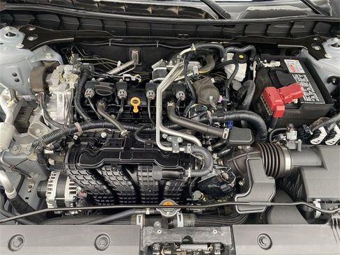 Used 2024 Nissan Altima 2.5 SR image 24