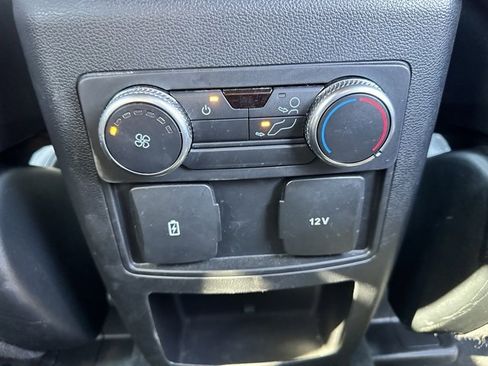 Certified 2020 Ford Explorer XLT image 10