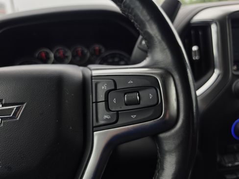 Used 2020 Chevrolet Silverado 1500 LT Trail Boss AWD/4WD image 21