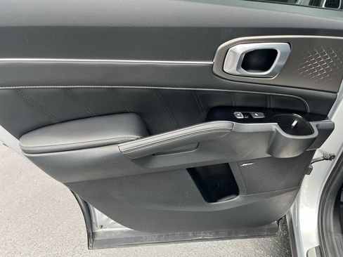 Used 2022 Kia Sorento SX FWD image 34