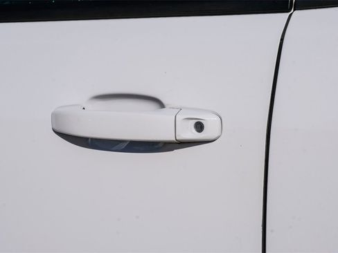 Used 2021 Chevrolet Colorado LT w/ Fleet Safety Package image 30