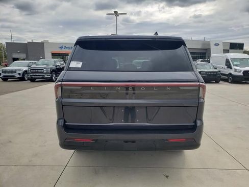 New 2025 Lincoln Navigator L Reserve w/ Jet Appearance Package image 7
