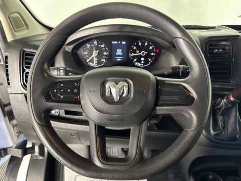 Used 2023 RAM ProMaster 2500 FWD image 10