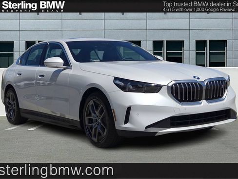Used 2026 BMW i5 eDrive40 RWD image 1