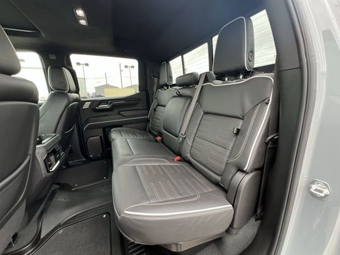 Certified 2025 GMC Sierra 1500 AT4X image 26