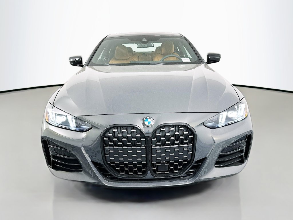 Used 2026 BMW 430i Coupe w/ M Sport Package RWD image 2