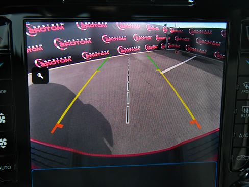 Used 2024 RAM 2500 Big Horn w/ Night Edition image 21