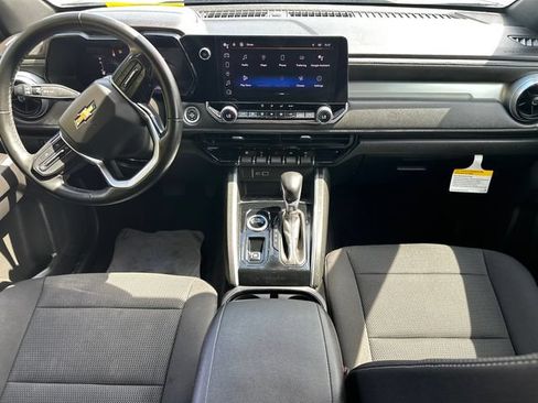 Used 2023 Chevrolet Colorado LT w/ LT Convenience Package AWD/4WD image 18