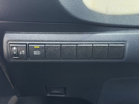 Used 2023 Toyota Corolla LE FWD image 21