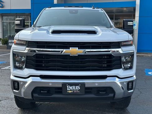 Used 2025 Chevrolet Silverado 2500 LT w/ Safety Package image 2