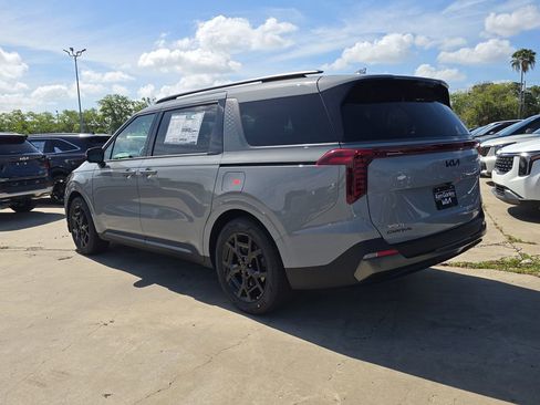 New 2026 Kia Carnival SX Prestige FWD image 6