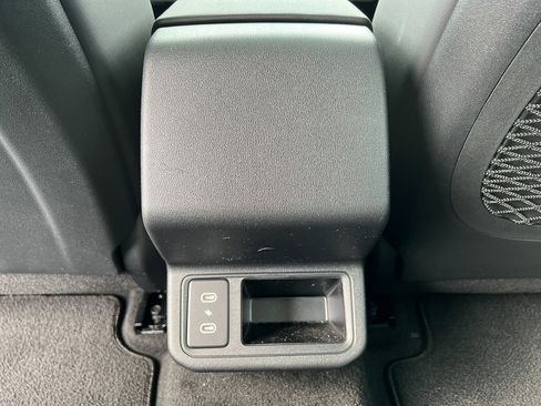 Used 2025 Kia K4 GT-Line w/ GT-Line Premium Package image 28