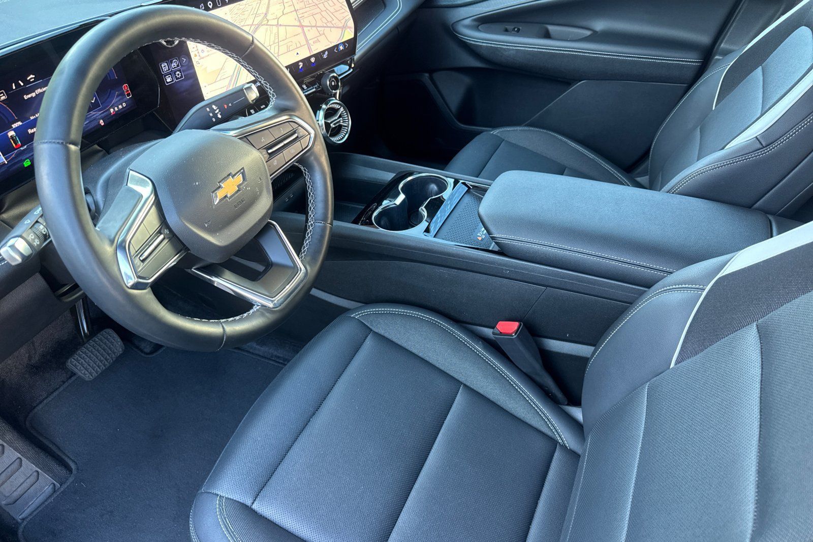 Used 2024 Chevrolet Blazer EV LT AWD/4WD image 11