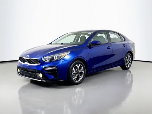 Used 2021 Kia Forte LXS FWD image 4