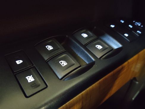 Used 2018 GMC Sierra 1500 SLT image 27