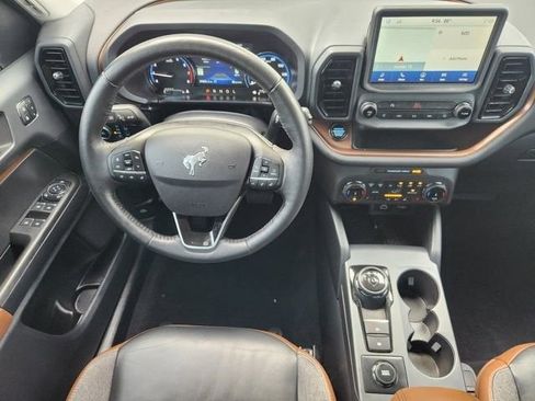 Used 2023 Ford Bronco Sport Outer Banks w/ Tech Package AWD/4WD image 27