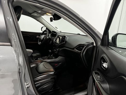 Used 2022 Jeep Cherokee Trailhawk w/ Comfort/Convenience Group AWD/4WD image 20