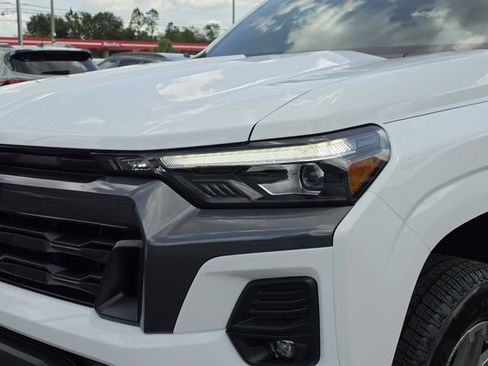 New 2026 Chevrolet Colorado LT w/ LT Convenience Package RWD image 9