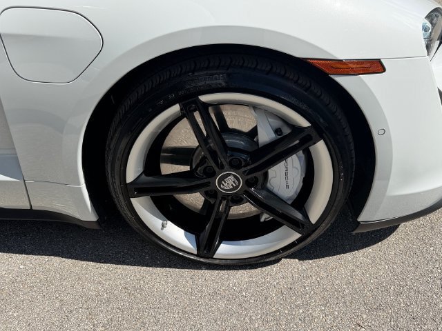 Used 2020 Porsche Taycan 4S AWD/4WD image 18