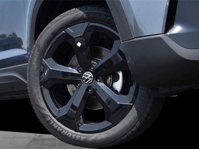 New 2025 Volkswagen Taos SEL