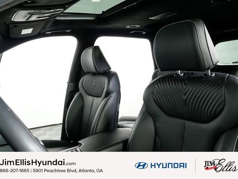Used 2024 Hyundai Palisade Calligraphy image 9