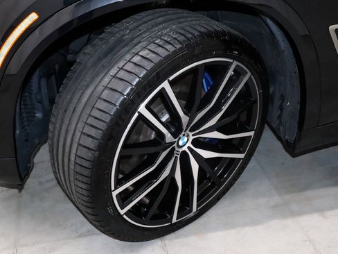 Used 2022 BMW X5 M50i w/ Executive Package image 56
