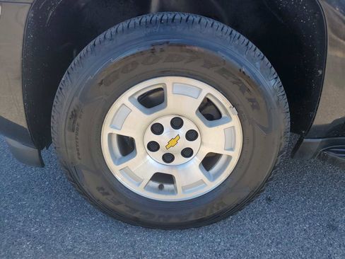 Used 2011 Chevrolet Suburban LS w/ Convenience Package 1 image 10