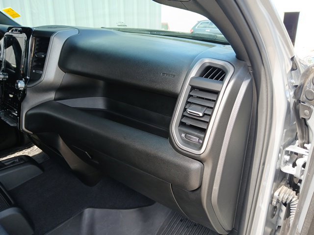 Used 2024 RAM 3500 Tradesman w/ Chrome Appearance Group AWD/4WD image 24