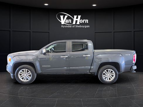 Used 2017 GMC Canyon SLT w/ Driver Alert Package AWD/4WD image 5