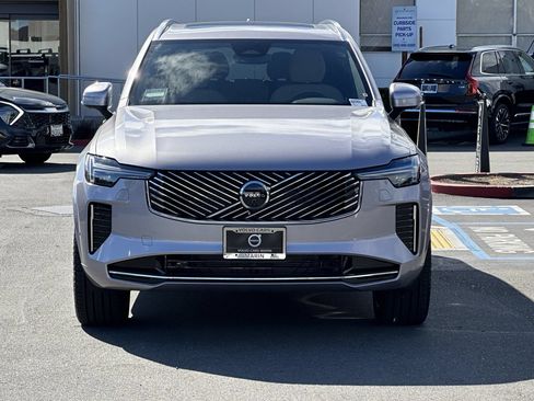 Certified 2026 Volvo XC90 B6 Plus w/ Protection Package Premier AWD/4WD image 11