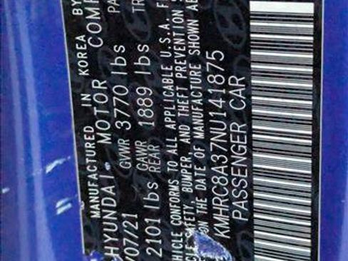 Used 2022 Hyundai Venue SEL w/ Cargo Package image 25