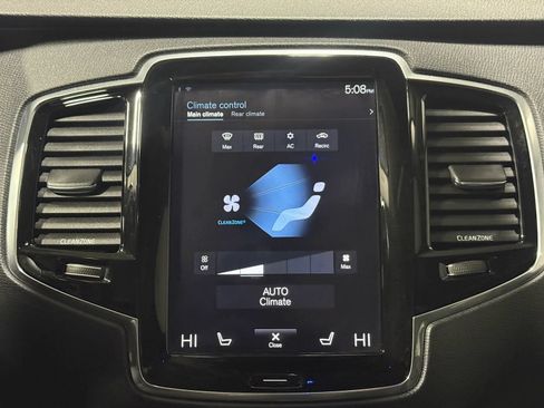 Used 2016 Volvo XC90 T6 Momentum w/ Momentum Plus Package AWD/4WD image 39
