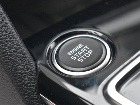 Certified 2025 Kia Sportage EX image 23