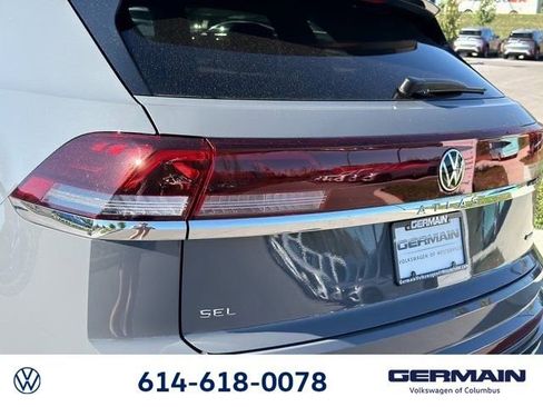 New 2026 Volkswagen Atlas Cross Sport SEL Premium R-Line AWD/4WD image 14