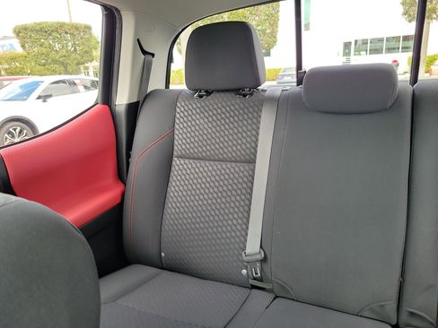 Used 2023 Toyota Tacoma SR5 w/ Technology Package image 20