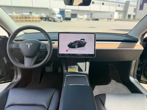 Used 2023 Tesla Model 3 Standard Range RWD image 24