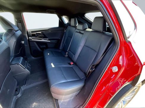 Used 2024 Subaru Solterra Limited image 19