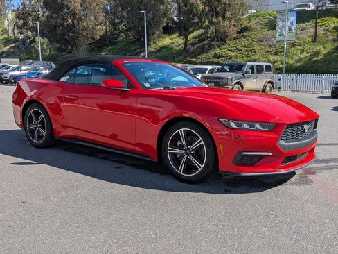 Used 2024 Ford Mustang Premium image 4
